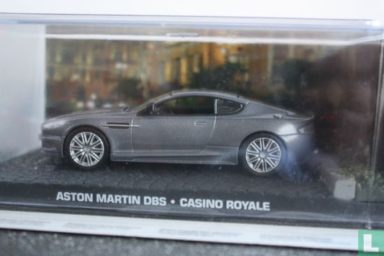 Aston Martin DBS V12 - Bild 1