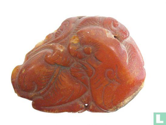 Chinees lucky tiger charm / amulett made from genuine amber 