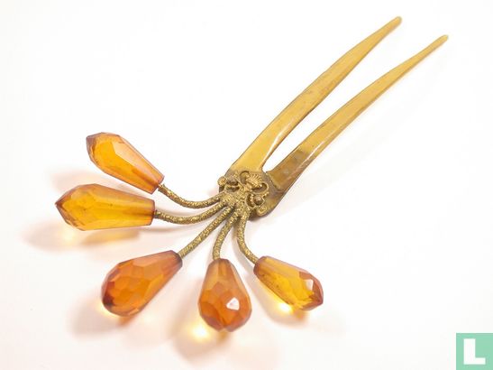 Amber Hair-Pin East-Prussia - Image 1