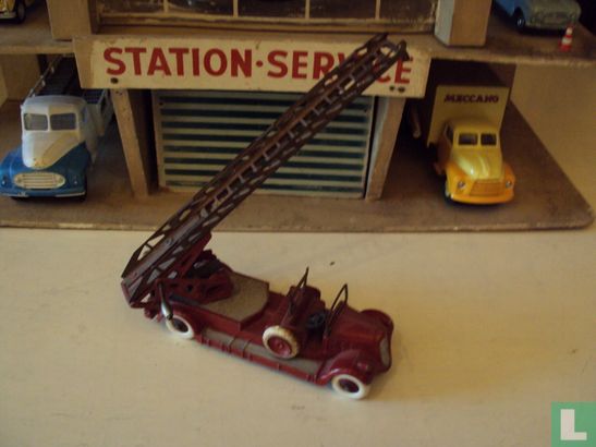 Auto-Échelle des Pompiers / Delahaye Fire Truck - Image 3