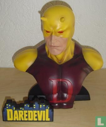 Classic Daredevil Legendary Scale Bust Exclusive