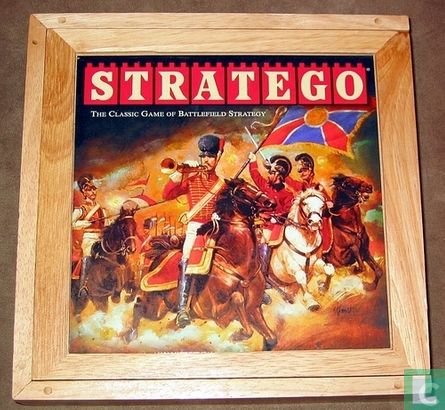 Stratego "Nostalgia Games Series" in houten cassette - Afbeelding 1
