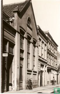 Steenstraat gebouw van de eerste Chr.School