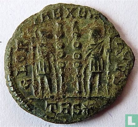 Romeinse Keizerrijk Trier AE3 Kleinfollis van Constantijn II 332-333 n.Chr. - Afbeelding 1