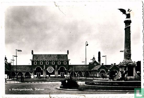 s Hertogenbosch, Station