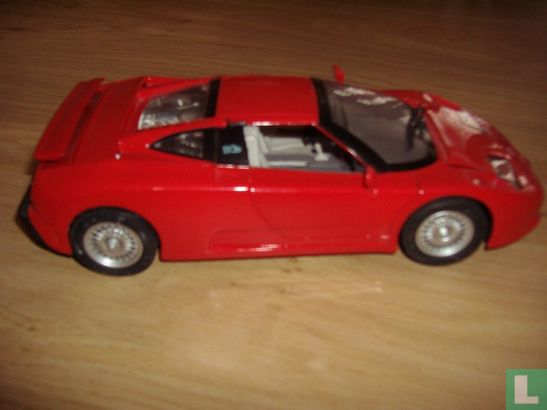 Bugatti EB 110 - Afbeelding 3