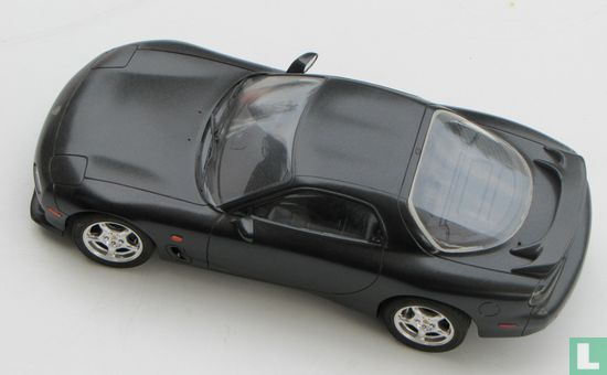 Mazda RX-7 - Afbeelding 2