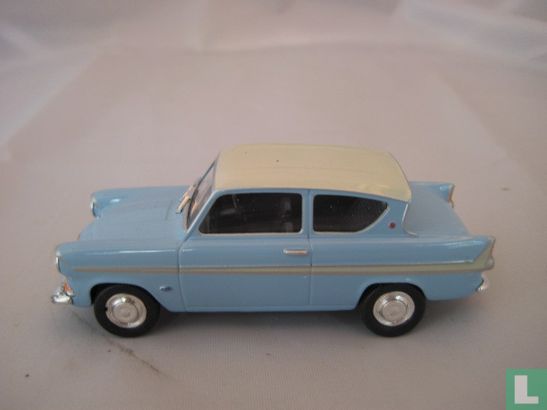 Ford Anglia MK1 - Afbeelding 2