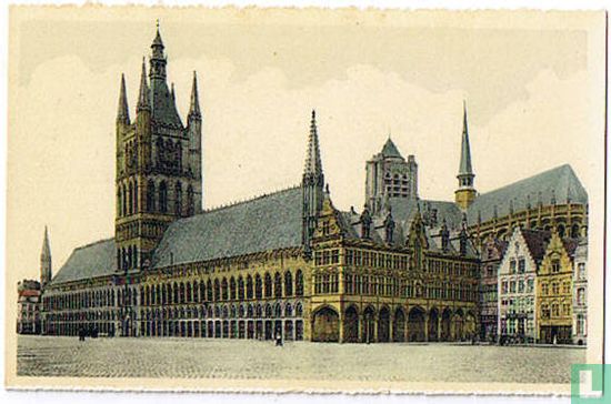 Ieper - De Hallen in 1914