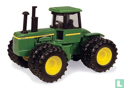 John Deere 8430