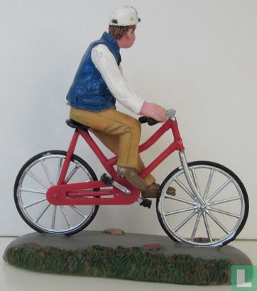 plastieke fiets met heer erop (Romantic bike ride) - Afbeelding 1