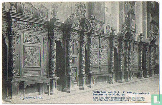 Heiligdom van O.L.V. van Cortenbosch Sanctuaire de N.-D. de Cortenbosch - Een deel der vermaarde biechtstoelen - Un côté des confessionnaux renommés