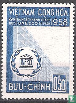 UNESCO-Gebäude und Logo