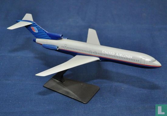 United - 727-200 (02)