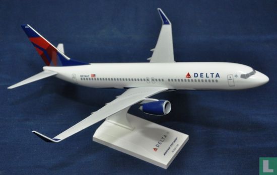Delta AL - 737-800 (01)