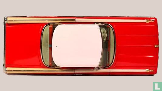 Oldsmobile with siren - Image 2
