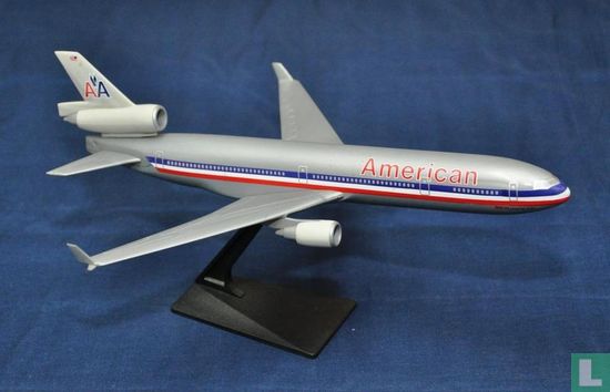 American AL - MD-11 (01)