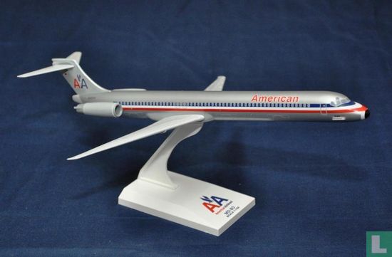 American AL - MD-80 (01)