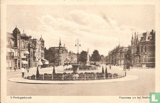Panorama v/a het station - Image 1