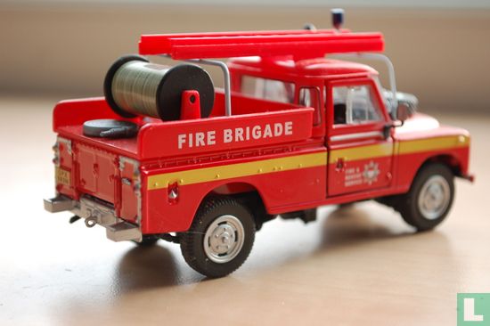 Landrover serie 3 109 Fire Brigade - Afbeelding 2