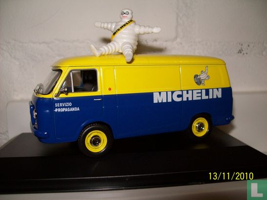 Fiat 238 'Michelin' - Afbeelding 1