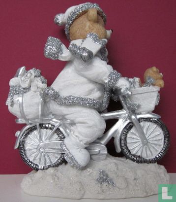 Christmas Bear on bike - Image 3