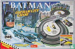 Batman Returns Gotham City Chase Racing Set