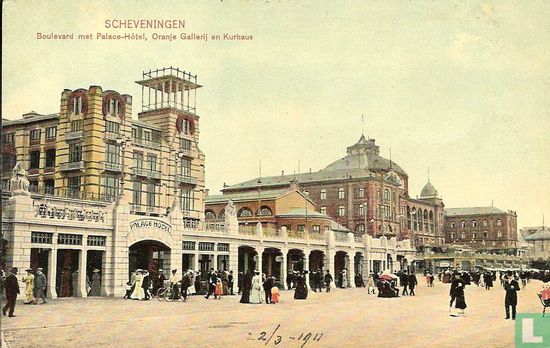 Boulevard met Palace Hotel,Oranje Gallerij en Kurhaus