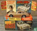 Aston Martin DB5 "James Bond 007" (gold) - Afbeelding 1