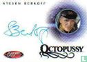 Steven Berkoff in Octopussy - Afbeelding 1