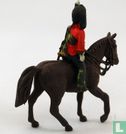 Highlander Officier te paard { bruin  } - Image 2