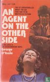 An agent on the other side - Afbeelding 1