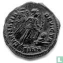 Römisches Reich, Sirmium AE3 Kleinfollis Kaiser Konstantin der Große 324-325 - Bild 1