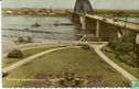 Waalbrug met Bloemenwapen Nijmegen - Afbeelding 1