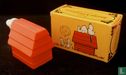 Snoopy and doghouse non-tear shampoo - Image 2