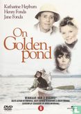 On golden pond - Afbeelding 1