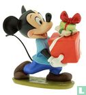 WDCC Mickey Mouse "Presents For My Pals" - Image 1