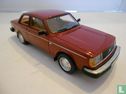 Volvo 242 DL