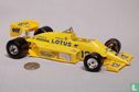 Lotus 97T - Honda  - Bild 1