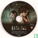 Betrayal - Bild 3