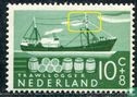 Summer stamps (P) - Image 1