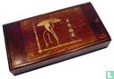 Mah Jongg Amerikaans merken Piroxloid houten schuifdoos met gouden Chinees - Image 1