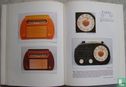 Classic Plastic Radios of the 1930`s to 1940`s  - Bild 3