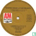 Whipped Cream & Other Delights - Afbeelding 3