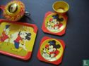 Mickey Mouse theeservies met Donald in rode jas - Bild 3
