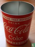 Coca-Cola-Abfallbehälter - Bild 1