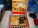 1950`S/ 60`S BOXED MICKEY MOUSE TOY LANTERN OUTFIT WITH FULL COLOUR SLIDES. - Afbeelding 1