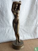 Brons lady - Afbeelding 1