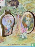 Alice in Wonderland - Bild 2