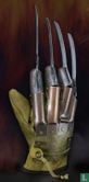 Freddy Krueger Prop Replica Glove - Image 1
